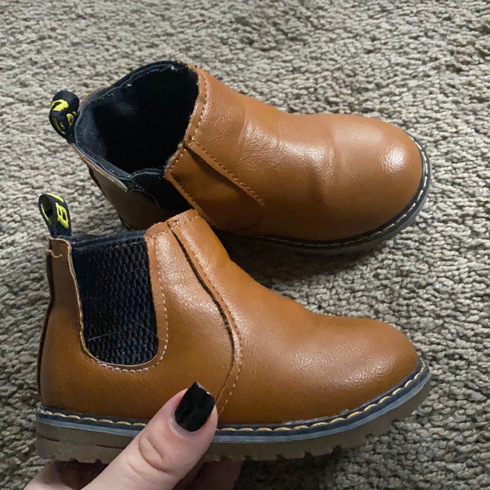 Toddler boots